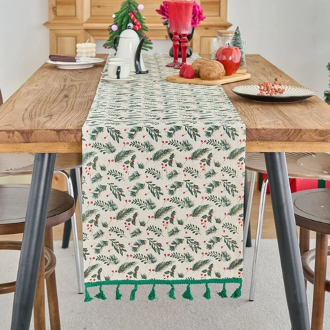Christmas Table Runner Polyester Cotton Pine Needle Red Berry Print With Gold Stamping Green Tassels For Home Party Decor