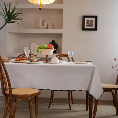 Mantel Blanco Estilo Francés Con Borde Ondulado Negro Poliéster Algodón Bordado Rectangular A Prueba De Polvo Para Mesa