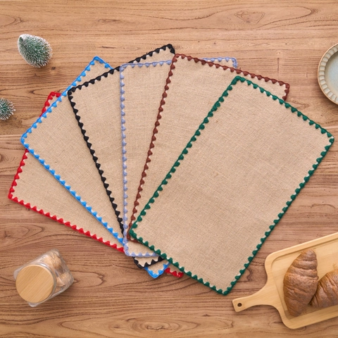 Rustic Natural Jute Placemat With Colorful Scalloped Crochet Border Embroidered Rectangular Dining Table Mat Heat Resistant Burlap Place Mat For Home Wedding Decor