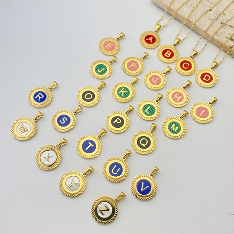 18K Gold Plated Copper Round Letter Pendant Necklace Enamel Shell Personalized Initial Medallion Clavicle Chain Women Jewelry
