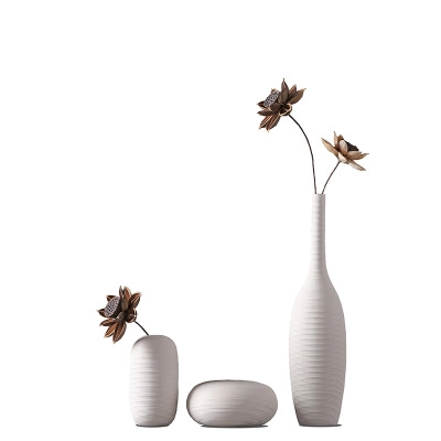 Modern White Ceramic Vase Minimalist Ribbed Spiral Texture Handmade Decorative Flower Bottle For Zen Home Decor