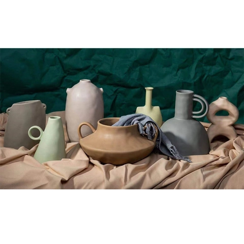 Jarrón de Alfarería Blanca Mate de Estilo Nórdico Wabi-Sabi Color Morandi Abstracto Irregular Adorno Floral de Cerámica