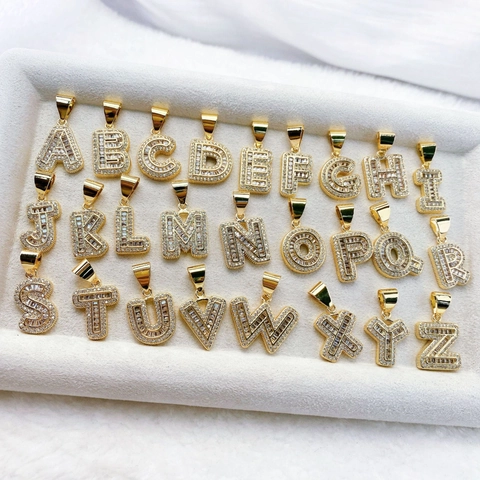 Iced Out Copper Zirconia 26 English Initial Letter Pendant For Men Women Hip Hop Jewelry Alphabet Pendant Only Without Chain