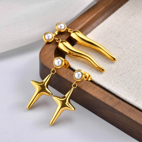 Pendientes Colgantes de Acero Inoxidable Chapado en Oro con Perla Artificial Cuerno Estrella para Mujer Estilo Ins Europeo