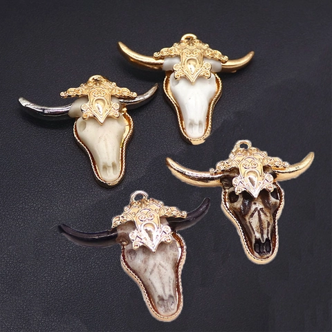 Bohemian Bull Head Skull Pendant Resin Tribal Cow Bone Charm Electroplated Alloy Embossed Accessory For DIY Jewelry Halloween