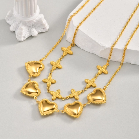 Vintage Ins Style Stainless Steel Heart Flower Pendant Necklace For Women Gold Plated Lucky Four Leaf Clover Chain Jewelry