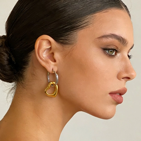 304 Edelstahl Hohl Herz Anhänger Hoop Ohrringe Für Damen 18K Vergoldet Minimalistische Mode Pendler Schmuck Zubehör