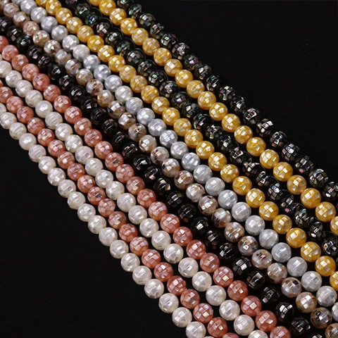 Perline Tonde in Mosaico di Conchiglia Naturale Conchiglia di Abulone Splicing Foro Diritto Perline Sfuse per Accessori Creazione Gioielli DIY