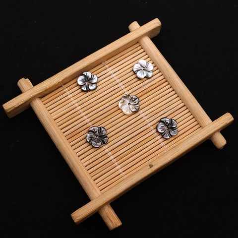 Natuurlijke Zwarte Zeeschelp Bloem Gesneden Irisklevende Kunstparelmoer Kralen Voor DIY Sieraden Maken Knutselen Accessoires