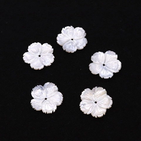 Perline Sfuse in Conchiglia Bianca Intagliata Naturale a Forma di Fiore 20mm Perle Lucidate Madreperla per Creazione Gioielli