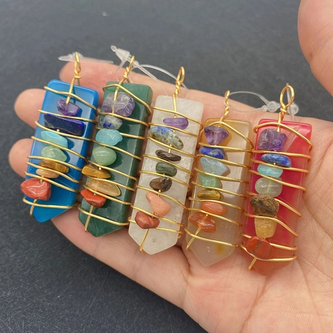 Pendentif Prisme Hexagonal Enveloppé de Fil en Pierre Naturelle Avec Pierres de Chakra Reiki Point Accessoire de Bijoux