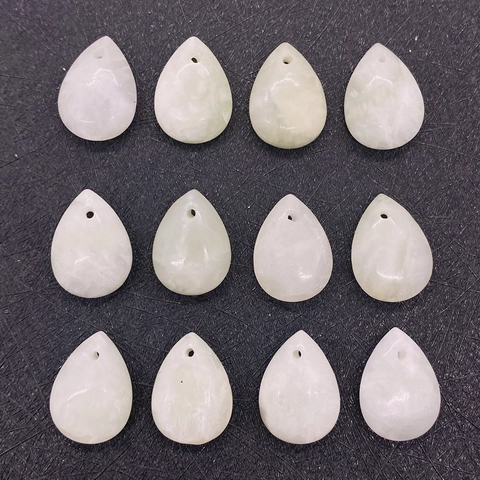Pietra Naturale Giada Birmana a Forma di Goccia d'Acqua Pendaglio Lucidato per DIY Creazione Gioielli Accessori Collana per Uomo Donna
