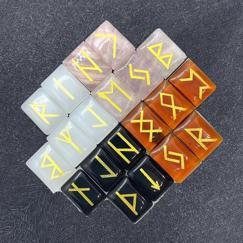 Pietre Runiche Elder Futhark Pietra Naturale Cristallo Curativo Inciso Lucidato Meditazione Divinazione Pietre Decorazione Casa Regalo Mistico