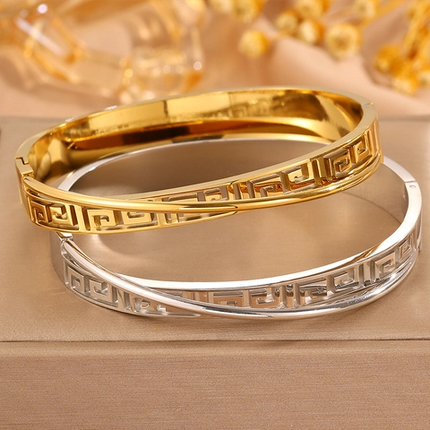 Vintage Stainless Steel Meander Greek Key Hollow Bangle For Women Gold Silver Plated Cross Design Clasp Bracelet Fashion Jewelry