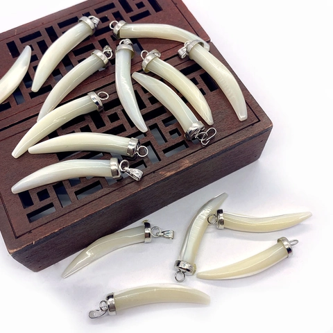 Natural Trochus Shell Chili Shaped Pendant With Metal Clasp Polished Horn Tooth Charm For DIY Necklace Jewelry Making