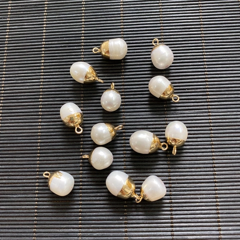 Natural Freshwater Pearl Pendant With Gold Alloy Cap Irregular Acorn Shape For DIY Necklace Earrings Jewelry Making Accessory