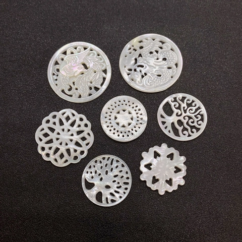 Natural Mother Of Pearl Shell Carved Pendant Beads Hollow Round Charm For DIY Jewelry Making Vintage Women Accessories