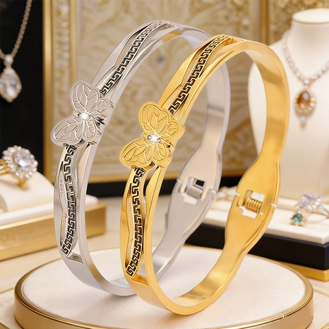 Fashion Titanium Steel Hollow Butterfly Bangle For Women Rhinestone Greek Meander Design Elegant Jewelry Gold Silver Bangle