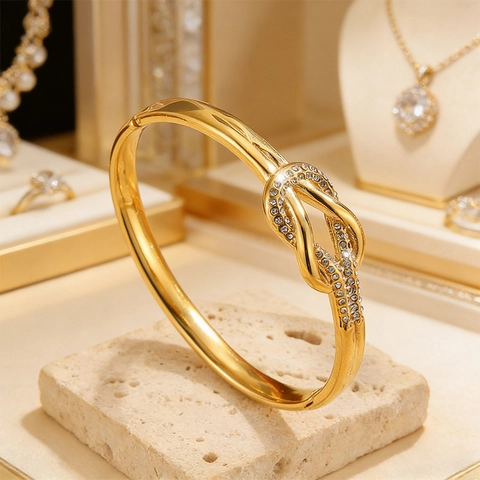 Brazalete de Lujo de Acero de Titanio con Nudo para Mujer Bañado en Oro de Dieciocho Quilates con Diamantes de Imitación Elegante Joyería