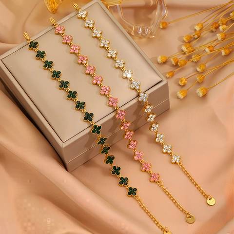 Bracelet Trèfle en Acier Inoxydable Plaqué Or de Luxe pour Femme Bijoux Géométriques avec Pierres Roses Vertes Blanches