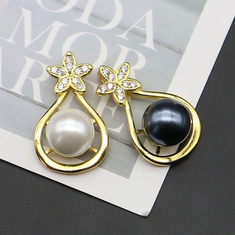 Copper Gold Plated Rhinestone Flower Shell Teardrop Faux Artificial Pearl Pendant Elegant DIY Jewelry Necklace For Women Wedding Party Gifts
