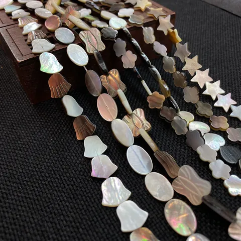 Natural Mother Of Artificial Pearl Shell Beads Mixed Iridescent Star Heart Clover Flower Shapes Spacer Beads For DIY Jewelry Making