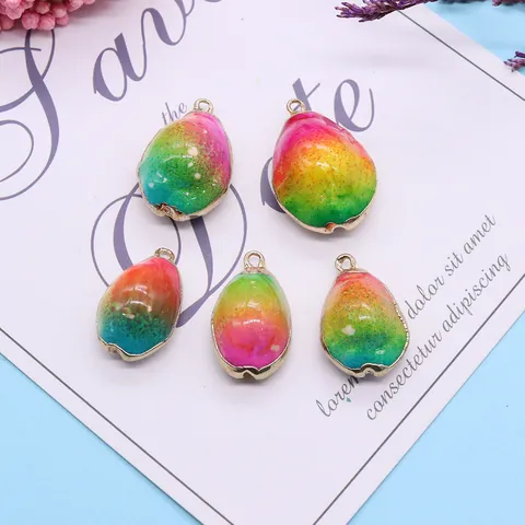 Natuurlijke Schelp Conch Hangers Kleurrijke Gradiënt Vergulde Zeeschelp Charmes Voor DIY Ketting Armband Sieraden Maken Bevindingen