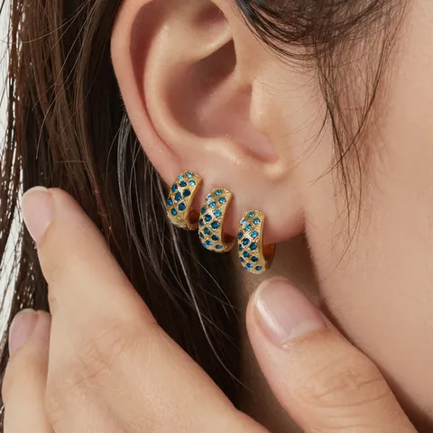 Vintage Stainless Steel Zirconia Hoop Earrings Gold Plated Quilted Pattern Elegant Light Luxury Starry Sky Jewelry For Women