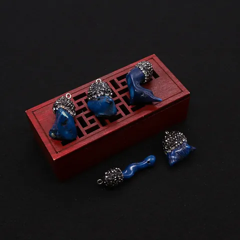 Blauer Synthetischer Korallenanhänger Unregelmäßig Strass Metallkappe DIY Halskette Schmuckherstellung Anhänger Nur Ohne Kette
