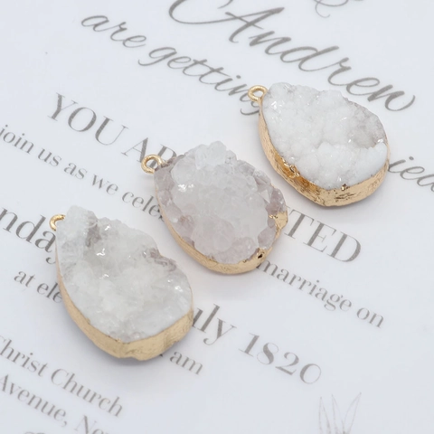 Natürlicher Druzy Kristall Wassertropfen Anhänger Vergoldeter Rand Weißer Stein Charm Für DIY Schmuckherstellung Halskette