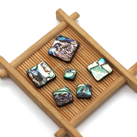 Perline di Conchiglia di Abalone Cangianti Naturali Forma di Diamante Quadrata per Accessori Creazione Gioielli DIY