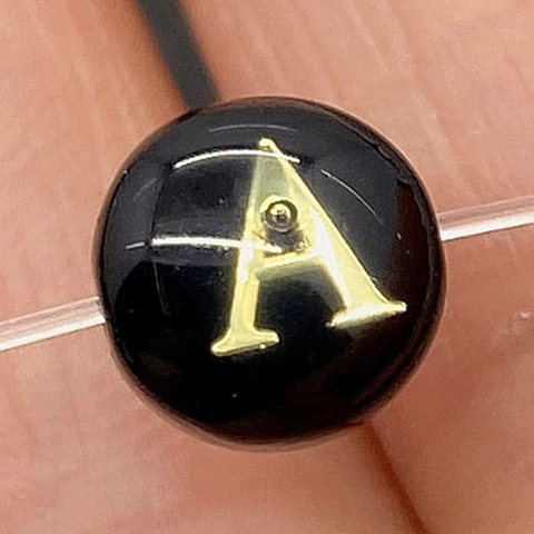 Natural Sea Shell Beads 8mm Round Alphabet Shell Beads Black Gold Initial Beads For DIY Jewelry Making Necklace Bracelet Accessories