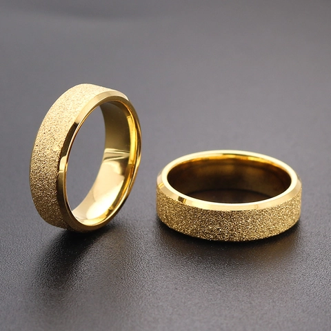 Bague Givrée Minimaliste en Acier Inoxydable pour Hommes Femmes Anneau Mat Sablé Or Or Rose Bleu Bijoux de Mode