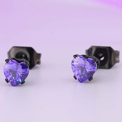 Minimalistische Titaanstaal Hartvormige Zirkonia Oorknopjes Gekleurde Kristal Kraakbeen Piercing Sieraden Voor Vrouwen