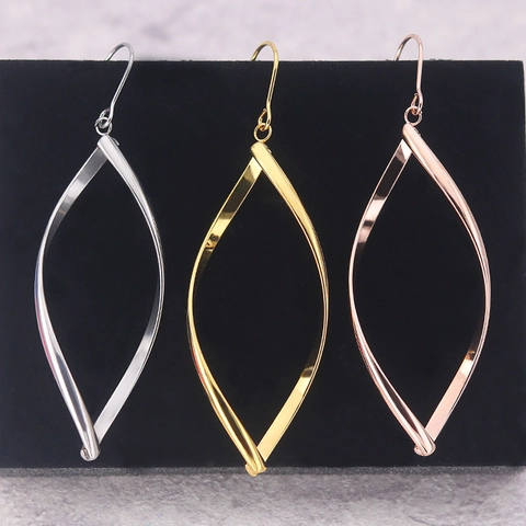 Boucles d'Oreilles Pendantes Feuille Torsadée Géométrique pour Femmes en Acier Inoxydable Or Argent Or Rose Bijoux