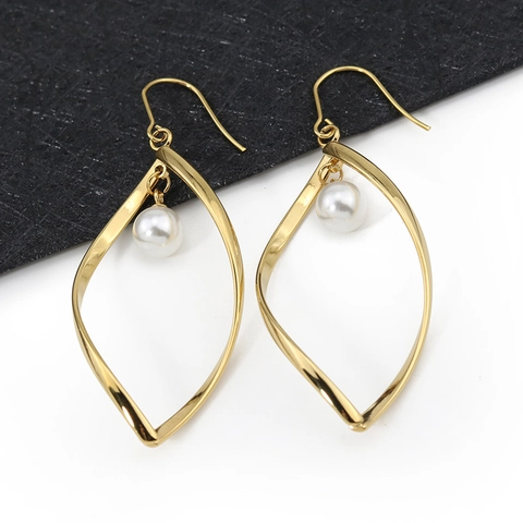 Roestvrijstalen Gedraaide Blad Hanger Oorbellen Voor Dames Elegante Kunstparel Strass Hol Frame Oorhaak Minimalistische Sieraden