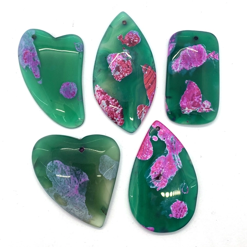 Natural Agate Stone Pendants Heart Water Drop Rectangle Green Pink Gemstone Charms For DIY Jewelry Making Necklaces