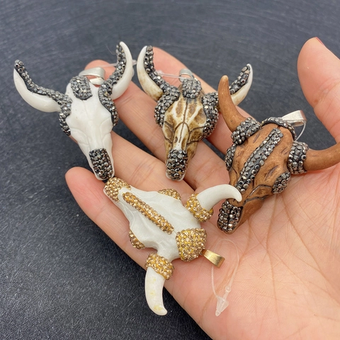 Bohemian Bull Head Skull Pendant Acrylic Bull Skull Charms With Rhinestones Inlay For DIY Necklace Jewelry Making Accessories