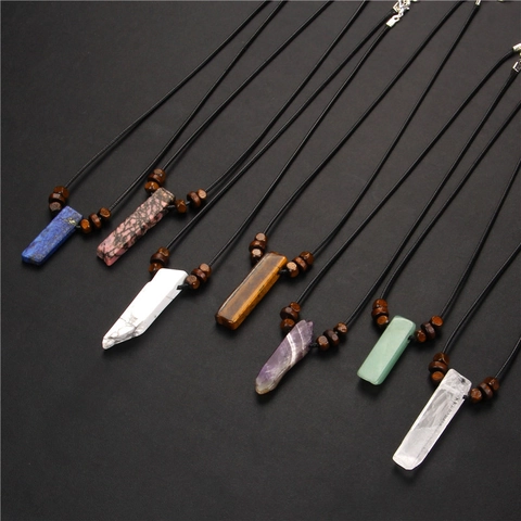 Vintage Natural Crystal Stone Pendant Necklace Irregular Bar Shaped Raw Ore Healing Crystal Necklaces With Wood Beads Adjustable Rope Chain For Unisex Jewelry