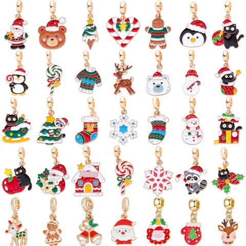 Pendentifs en Alliage d'Émail de Noël Dessin Animé Père Noël Renne Bonhomme de Neige Charms Pour DIY Collier Bracelet Fabrication Bijoux Accessoires