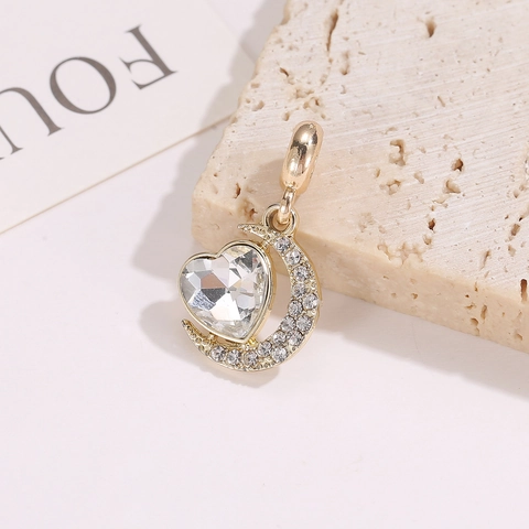 Anhänger Aus Vergoldeter Legierung Mond Herz Mit Klarem Strass Zirkonia Für Halskette Armband Schmuckherstellung DIY Damen