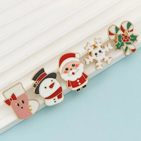 Cartoon Christmas Enamel Brooch Alloy Metal Drip Oil Santa Claus Reindeer Snowman Christmas Tree Festive Clothing Badge Pin