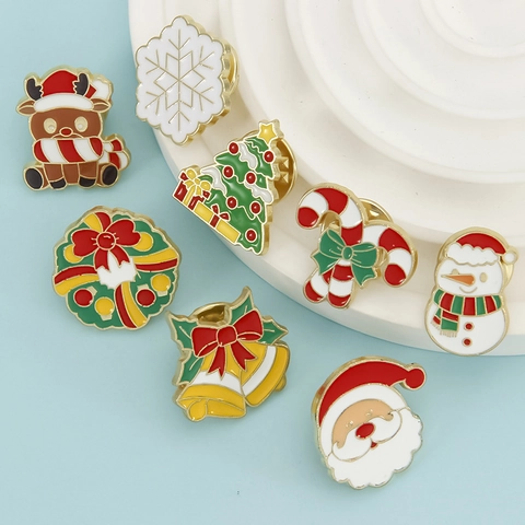 Cartoon Christmas Enamel Brooch Pins Santa Claus Reindeer Snowman Tree Wreath Bell Alloy Festive Badge Holiday Jewelry Gift
