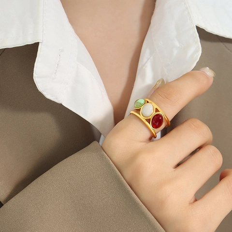 Bague en Acier Titane Plaqué Or Géométrique Vintage Français Avec Perles de Verre Multicolores Bijoux Élégants pour Femmes Cadeau