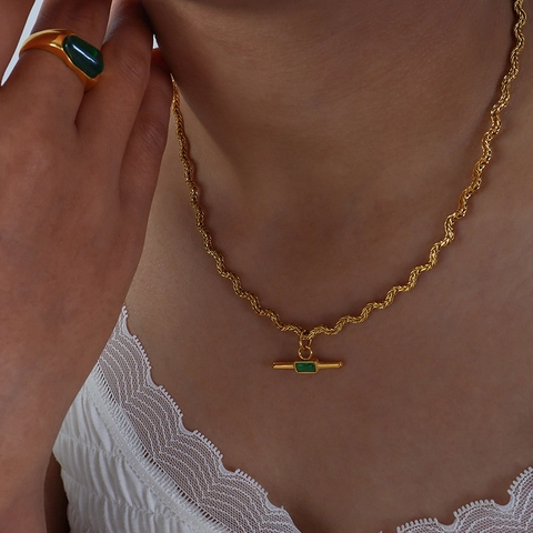 Vintage Stainless Steel Twist Chain Necklace For Women Gold Plated Rectangular Green Black Glass Stone T-Bar Pendant Jewelry