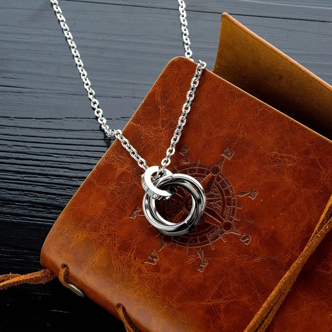 Titanium Steel Interlocking Triple Ring Pendant Necklace With Zirconia Inlay Men Women Couple Jewelry Gift Neck Accessory