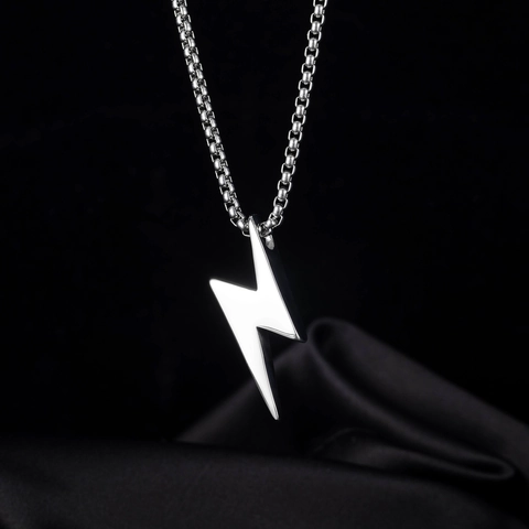 Stainless Steel Lightning Bolt Pendant Necklace Hip Hop Streetwear Fashion Jewelry For Men Women Daily Gift Accessory
