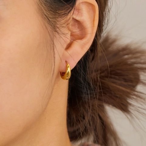 Minimalist Stainless Steel Chunky Hoop Earrings For Women French Vintage Geometric Gold Silver C-Shaped Stud Earrings Jewelry