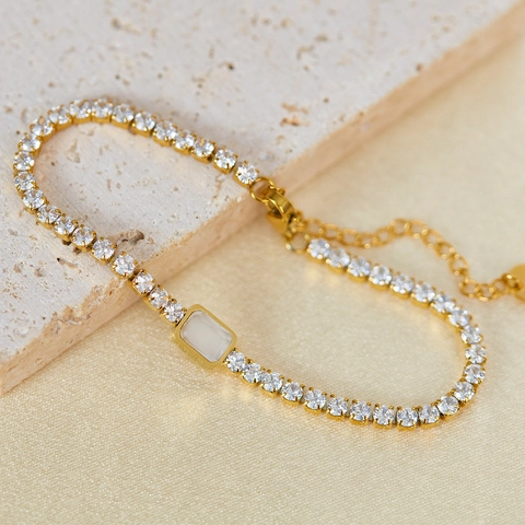 Elegantes Tennis Armband Damen Vergoldeter Edelstahl Zirkonia Rechteckiger Muschel Mittelstein Verstellbare Kette