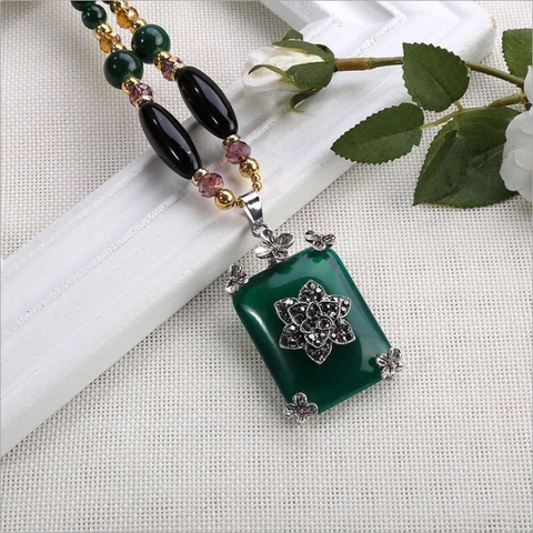 Vintage Boheemse Etnische Lange Kralenketting Voor Vrouwen Legering Hars Smaragdgroen Kunststeen Hanger Trui Ketting Sieraden